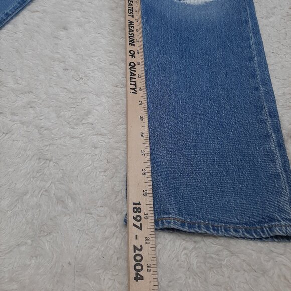 Levi's 501 Man's Blue Straight Legs Fly Buttons Distressed W33/L32 Denim Jeans - Picture 7 of 12